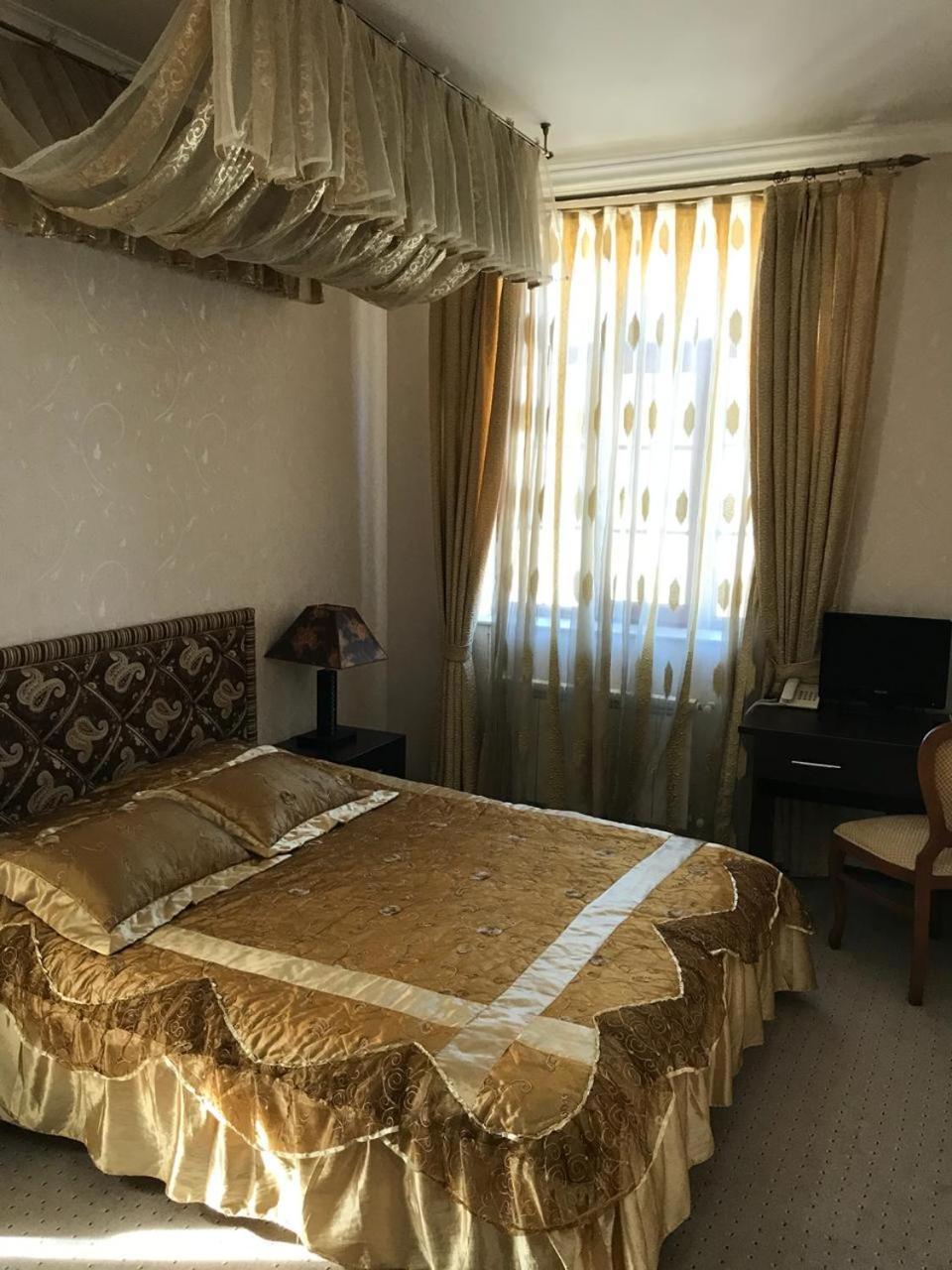 Villa Petrolea Hotel Baky Esterno foto